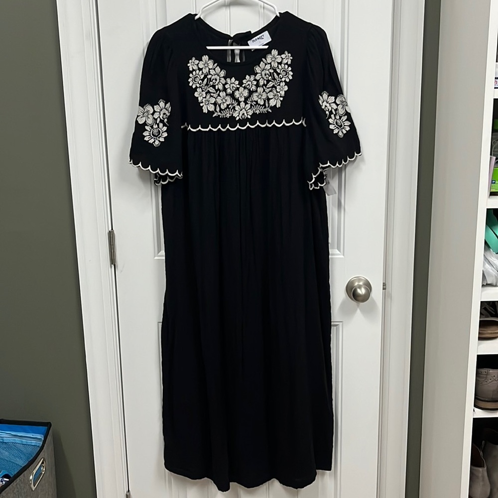 Old Navy Black Midi Dress with White Floral Embroidery